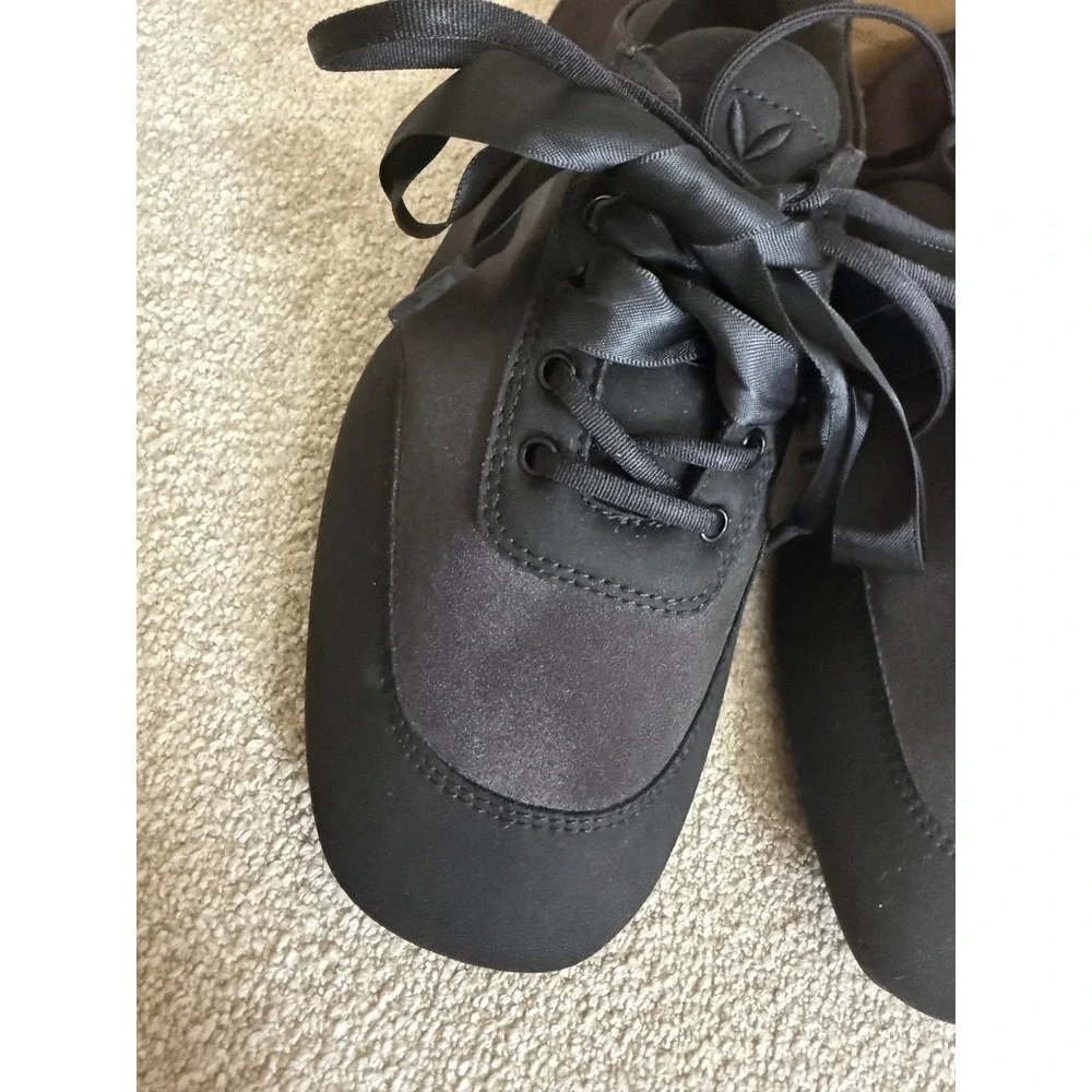 VIVAIA Black Cristina Satin Square Toe Lace-Up Barefoot Ballet‎ Flats US/7-7.5